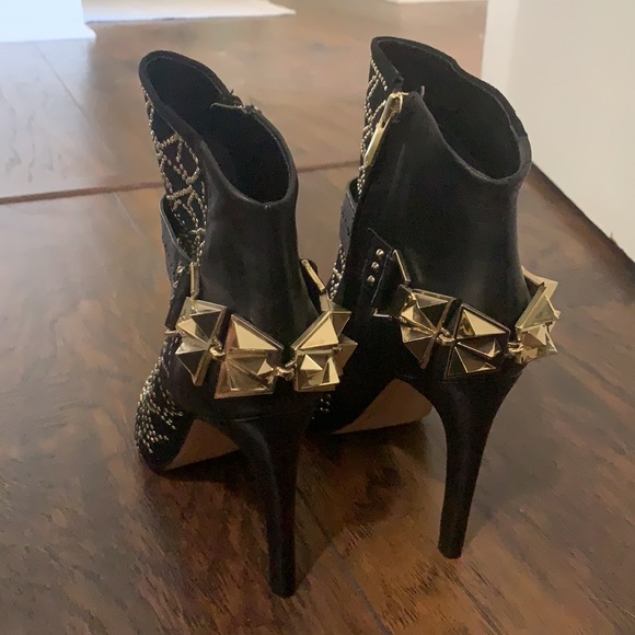 NWOB Sam Edelman Black and Gold Mila Jewel Booties - Picture 4 of 6